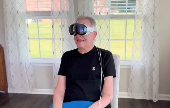 Mark using the Vision Pro with his Brain-Computer Interface